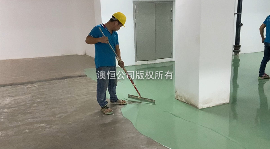 施工厚度_彩色面层自流平水泥的材料与施工 施工厚度_彩色面层自流平水泥的材料与施工